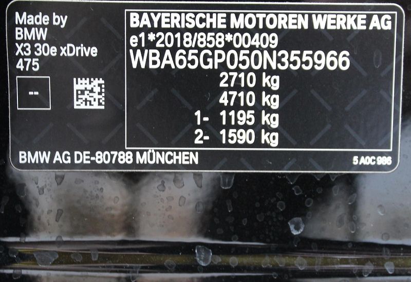 BMW X3 xDrive30e - fotka 29 z 29