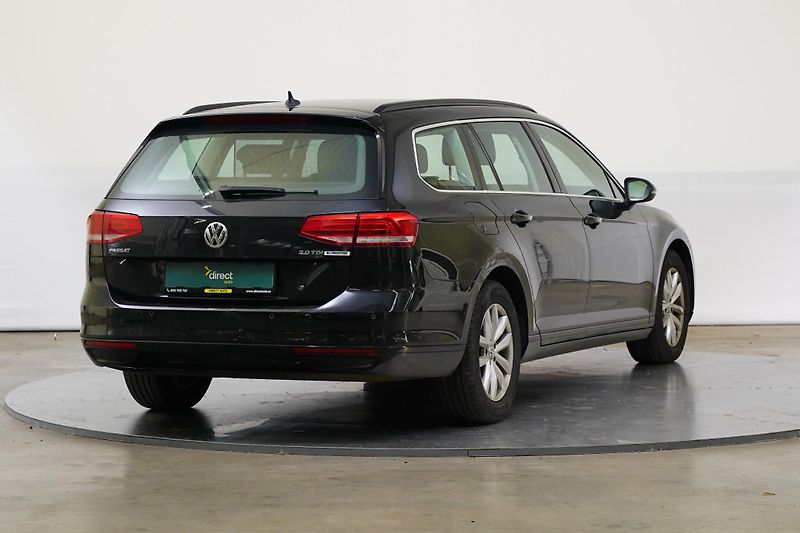 Volkswagen Passat - fotka 2 z 26