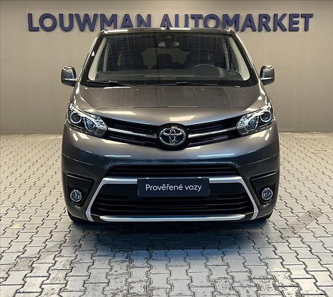 Toyota ProAce Verso EV AT VIP L2 - fotka 4 z 15