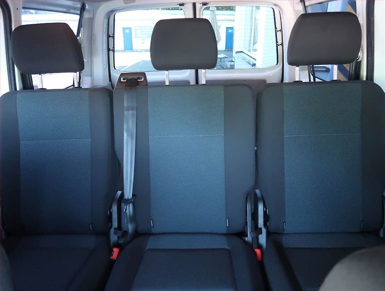 Volkswagen Transporter (2018) 2.0 TDI 4MOTION, Bus, 5Míst - fotka 10 z 18