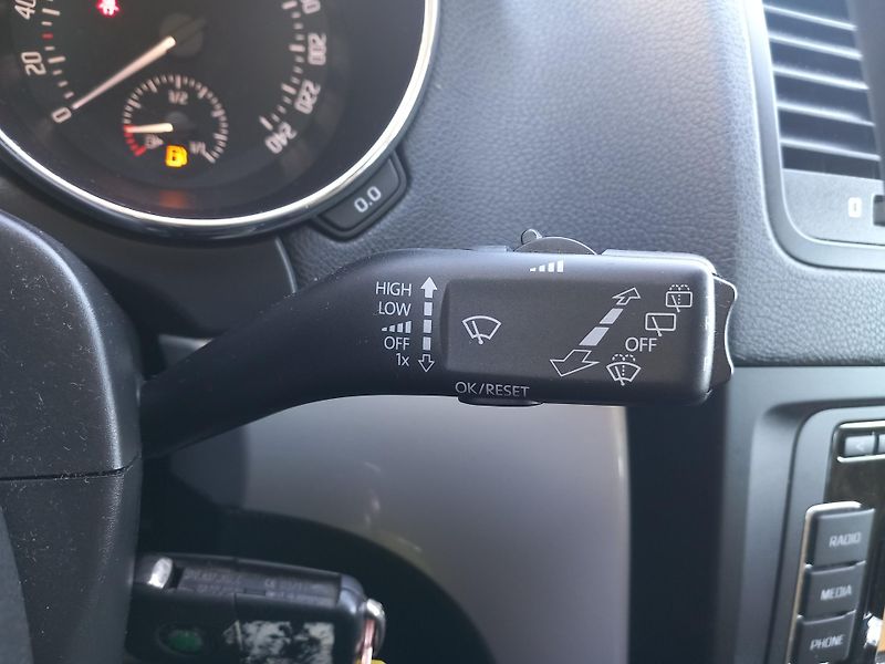 Škoda Yeti (2011) 1,6TDi TOPSTAV 1.MAJ. NOVÁ STK - fotka 23 z 39