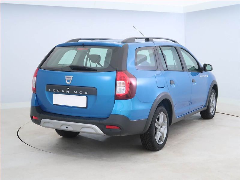 Dacia Logan (2020) Stepway 0.9 TCe, ČR,1.maj - fotka 5 z 15