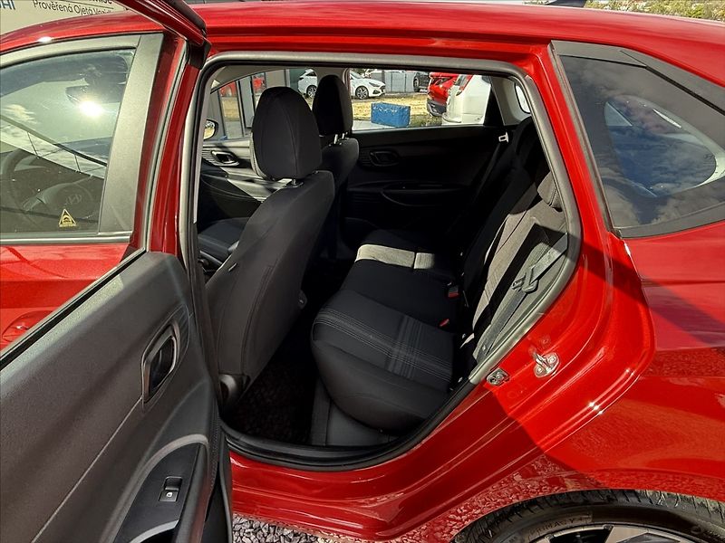 Hyundai i20 1,2 DPI 57kW Wave - fotka 19 z 23