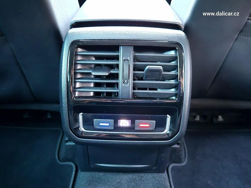 Volkswagen Passat Variant (2021) 2.0TDI 147kW ALLTRACK DSG 4X4 - fotka 48 z 56