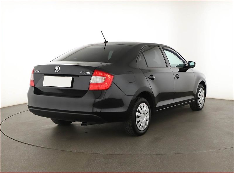 Škoda Rapid (2017) 1.2 TSI, ČR,1.maj, Serv.kniha - fotka 5 z 16