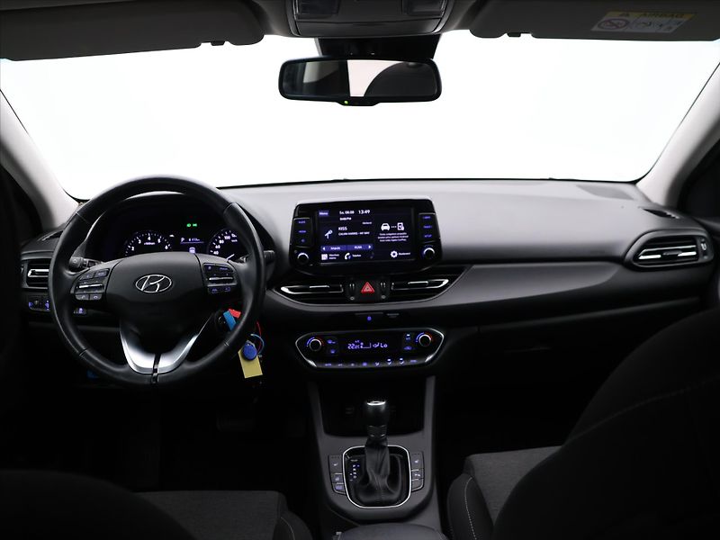 Hyundai i30 1.5 1.5 T-GDI Mild LED CZ - fotka 20 z 27