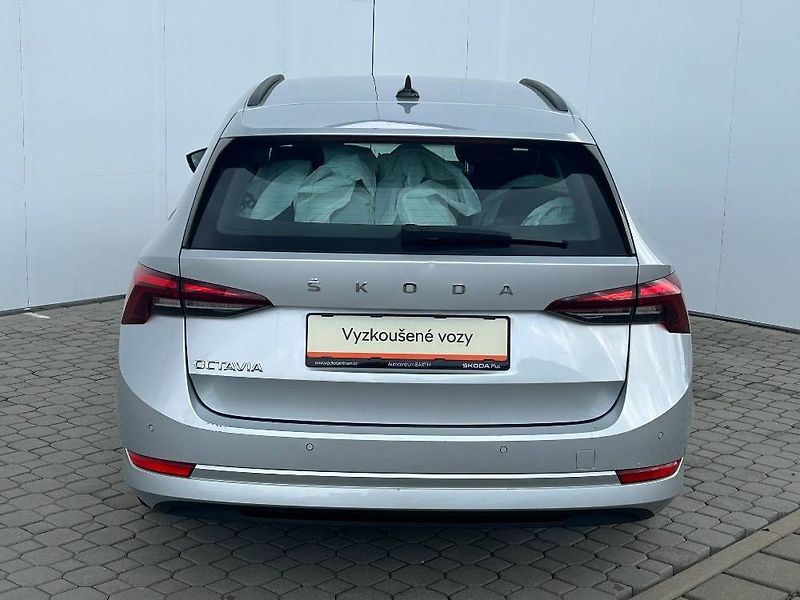 Škoda Octavia Ambition 6MP 2,0TDI - fotka 21 z 23