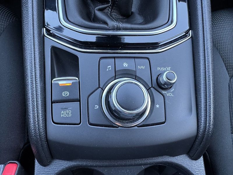 Mazda CX-5 (2018) 2.0 G-165 LED Navi Kamera Blis - fotka 9 z 45