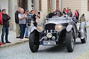 Automobiloví a motocykloví veteráni se rozloučili s letošní sezonou. Start spanilé jízdy Přerovskem byl na náměstí v Lipníku. Neděle 2. září 2023