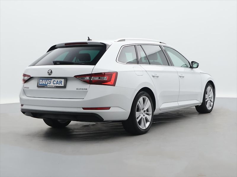 Škoda Superb 2.0 TDI DSG CZ Style Plus Kůže - fotka 7 z 37