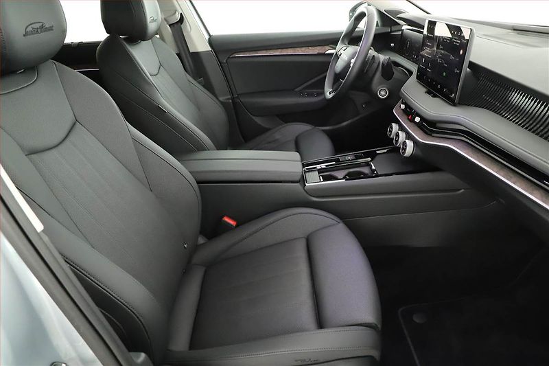 Škoda Superb (2025) 2.0 TSI, LAURIN&KLEMENT, DPH - fotka 7 z 20
