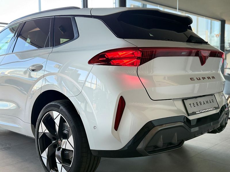 Cupra Terramar (2026) VZ 2.0 TSi 265k DSG 4WD - fotka 10 z 16