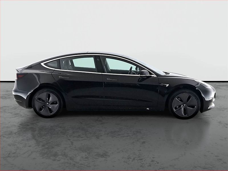 Tesla Model 3 (2020) Std Range Plus 52kWh, SoH 83% - fotka 6 z 22