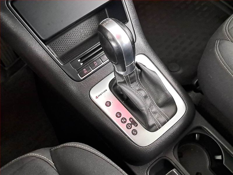 Volkswagen Tiguan (2015) 2.0 TDI, 4X4, Automat, Navi - fotka 13 z 17