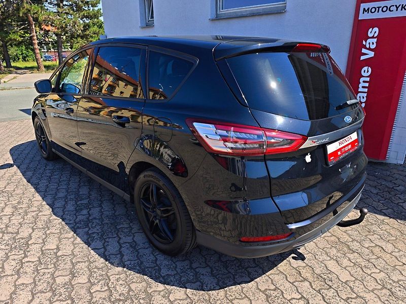 Ford S-MAX (2015) 2.0 TDCI 110kW NAVI 7 míst - fotka 4 z 42