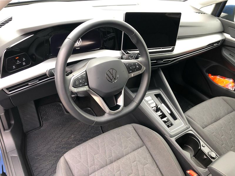 Volkswagen Golf 1.5 eTSi DSG 7st. LIFE - fotka 5 z 29