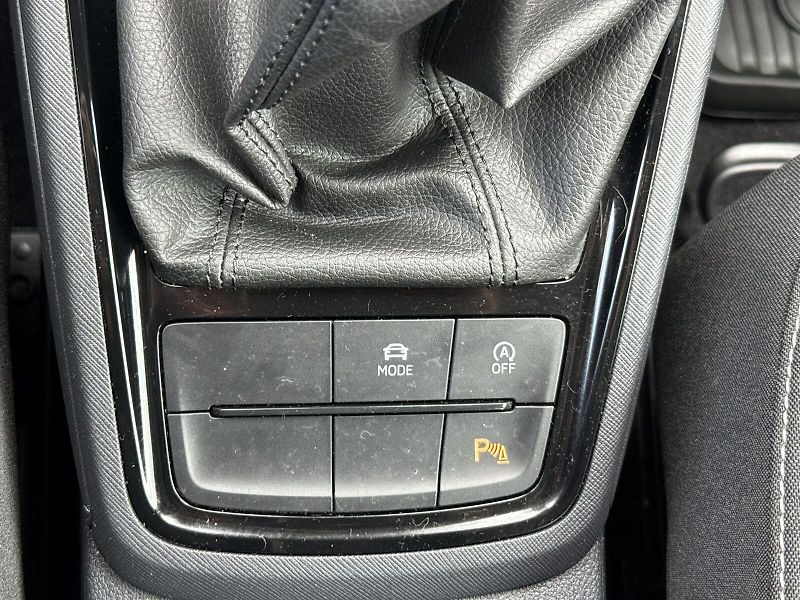 Škoda Kamiq (2023) 1.0 TSI Fresh - fotka 24 z 32