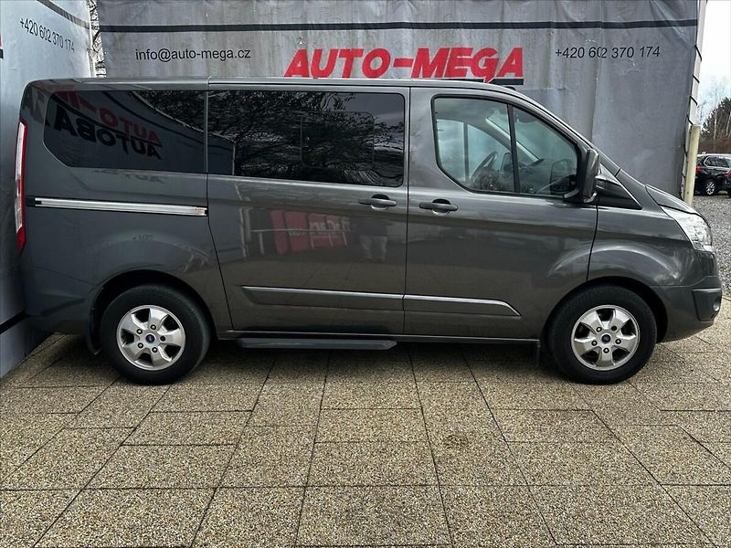 Ford Tourneo Custom 2,0 TDCi 96kW-CZ-DPH-SERVIS!! - fotka 4 z 45