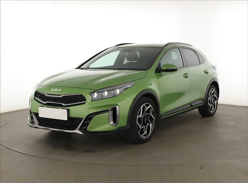 Kia XCeed (2024) GT Line 1.5 T-GDI - fotka 2 z 20