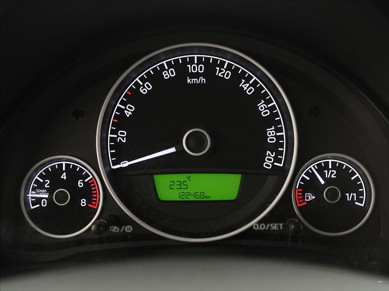 Škoda Citigo 1,0 MPI 44kW Elegance 122tkm. - fotka 20 z 20
