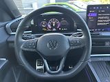 Volkswagen T-Roc R-Line 1,5 eTSI 110 kW 7DSG - náhled 16