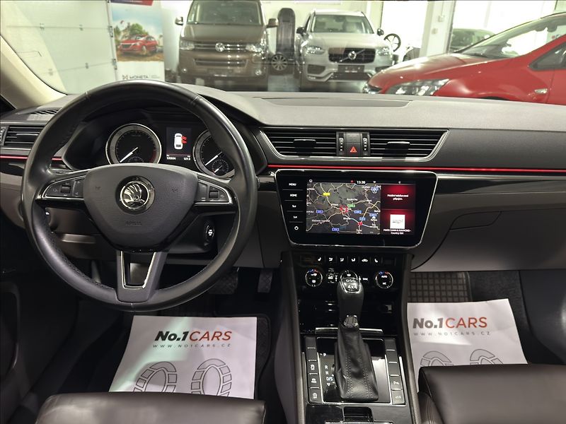Škoda Superb 2,0   TDI DSG 4X4 140KW L&K - fotka 26 z 41