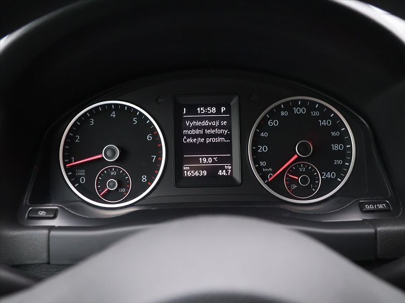 Volkswagen Tiguan 2,0 TSI DSG 4Motion Panorama - fotka 16 z 31