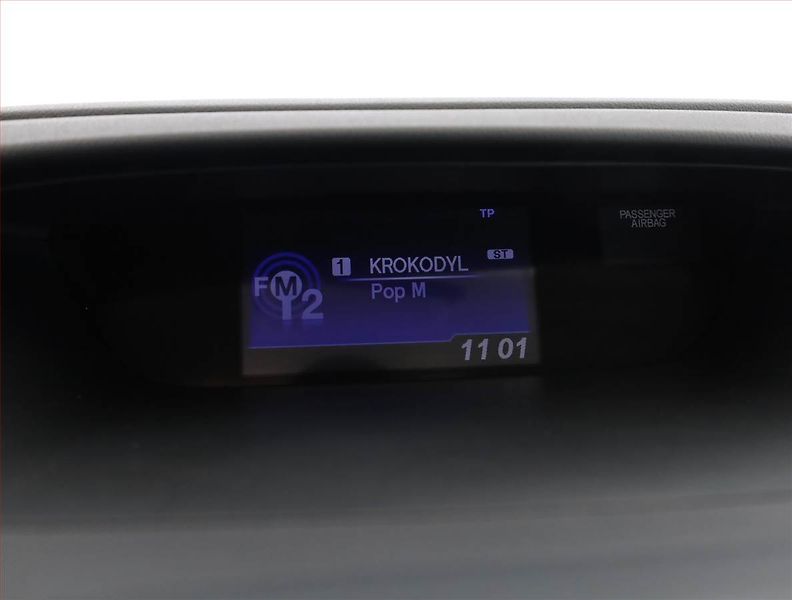 Honda CR-V (2015) 1.6 i-DTEC, Serv.kniha - fotka 15 z 18