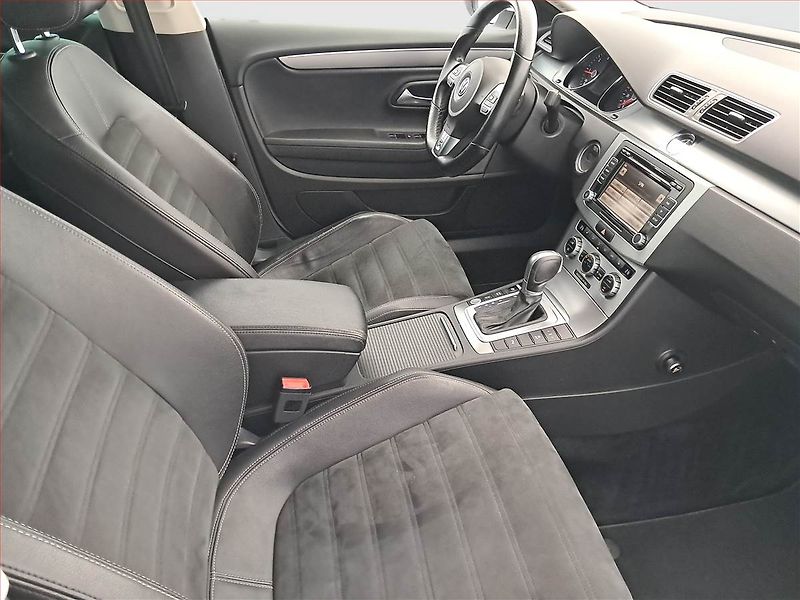 Volkswagen CC (2014) R-line 2.0 TDI, 4X4, Automat - fotka 9 z 18