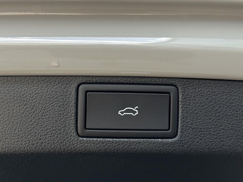 Škoda Scala 1.5TSi DSG 150PS Monte Carlo K - fotka 42 z 44