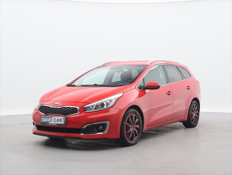 Kia Ceed 1,6 CRDI 100kW CZ Comfort Navi - fotka 3 z 30