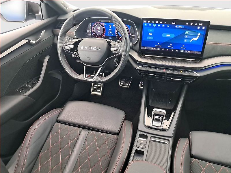 Škoda Octavia (2025) RS 2.0 TSI - fotka 7 z 31