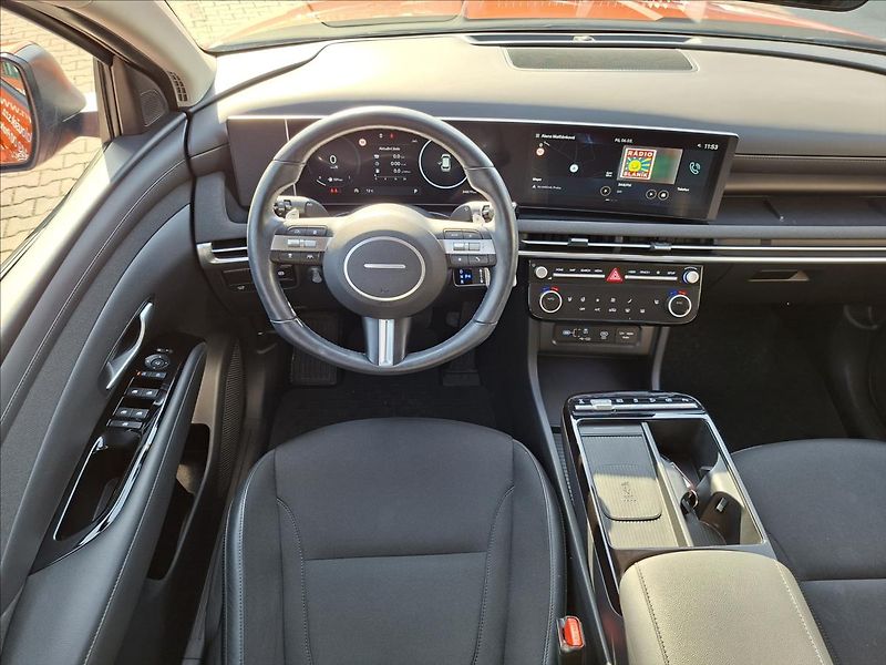 Hyundai Tucson 1,6 T-GDi  PREMIUM 4x4 automat - fotka 13 z 22