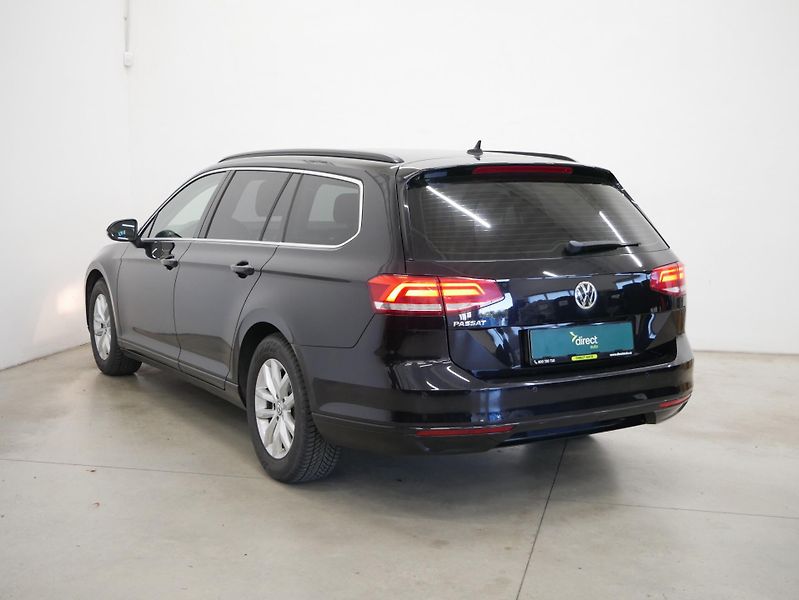 Volkswagen Passat - fotka 3 z 6
