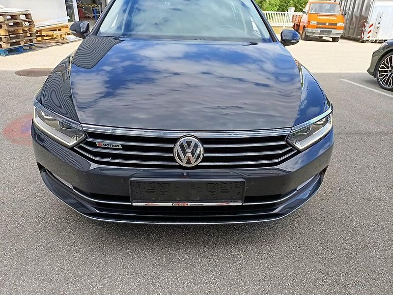 Volkswagen Passat (2018) 2,0 TDi 4Motion DSG 140 KW - fotka 2 z 15