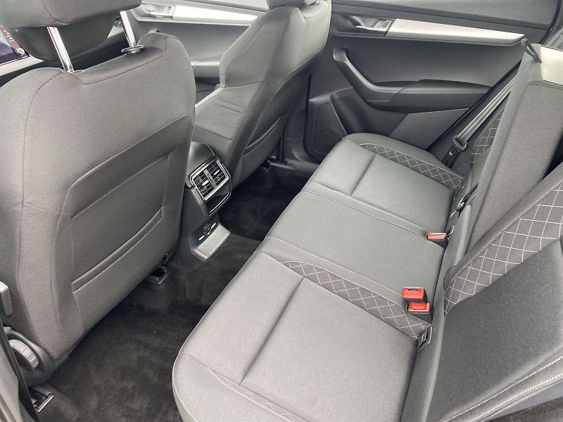 Škoda Karoq (2019) 2.0 TDI 4x4 Ambition Plus - fotka 8 z 31
