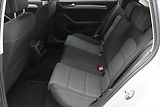 Volkswagen Passat 2,0 TDI 110 kW DSG Business Zá - náhled 14