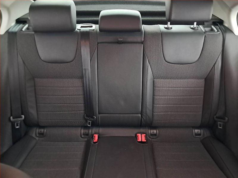 Škoda Octavia (2014) Elegance 1.4 TSI, Kůže - fotka 10 z 20