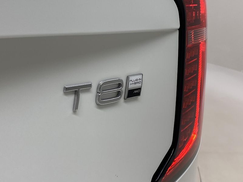 Volvo XC90 T8 AWD PLUG-IN ULTIMATE BRIGHT - fotka 42 z 74