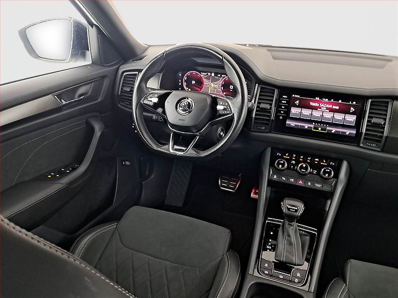 Škoda Kodiaq (2023) 2.0 TDI - fotka 7 z 19
