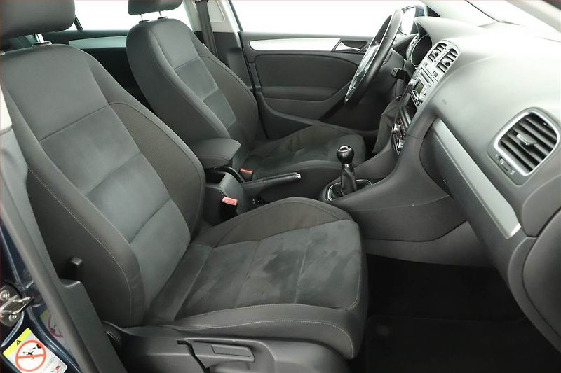Volkswagen Golf (2009) 1.4 TSI, Park. senzory - fotka 7 z 13