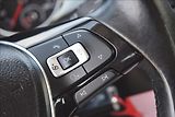 Volkswagen Golf 2,0 TDI 110KW KAMERA XENONY - náhled 37