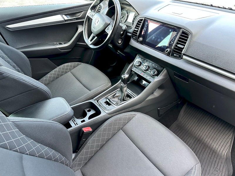 Škoda Karoq (2018) 2.0 TDI 110 kW Ambition 4x4 - fotka 7 z 25