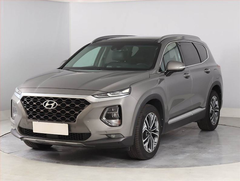 Hyundai Santa Fe (2019) 2.2 CRDi - fotka 2 z 23