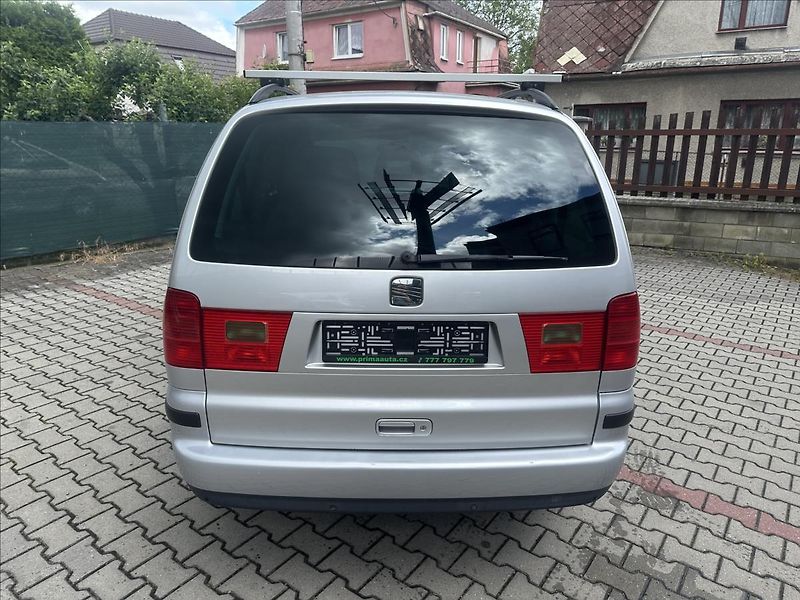 Seat Alhambra 1,9 TDI 7.MÍST BEZ KOROZE - fotka 4 z 21