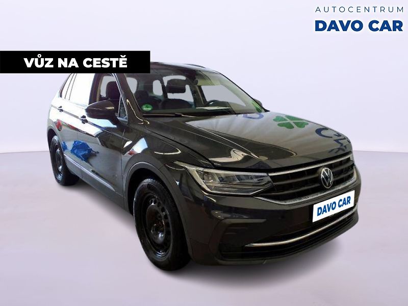 Volkswagen Tiguan 1,5 TSI 96kW Life 1Maj LED DPH - fotka 4 z 10