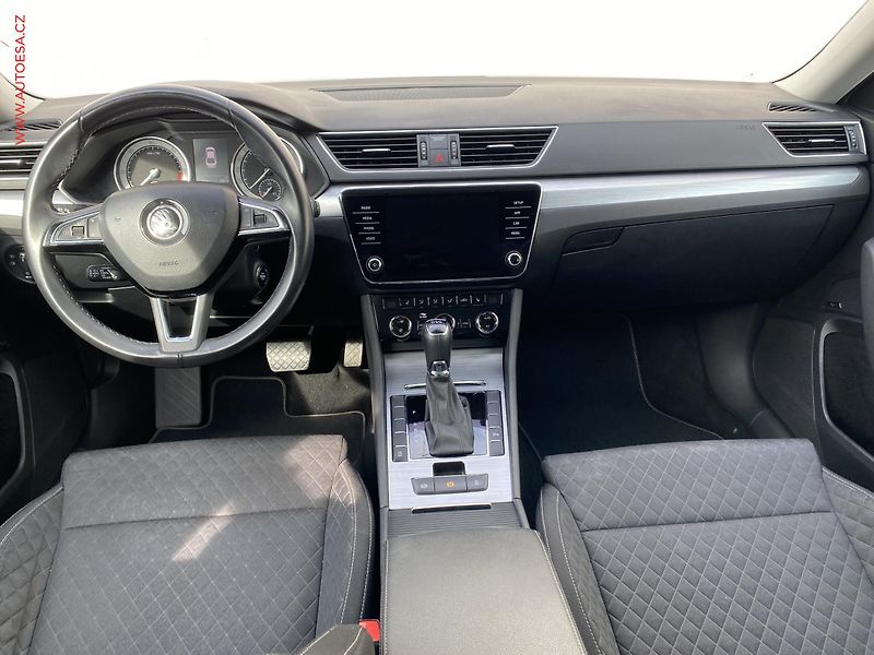 Škoda Superb (2019) 2.0 TDi, ČR, Ambition, DSG - fotka 8 z 18