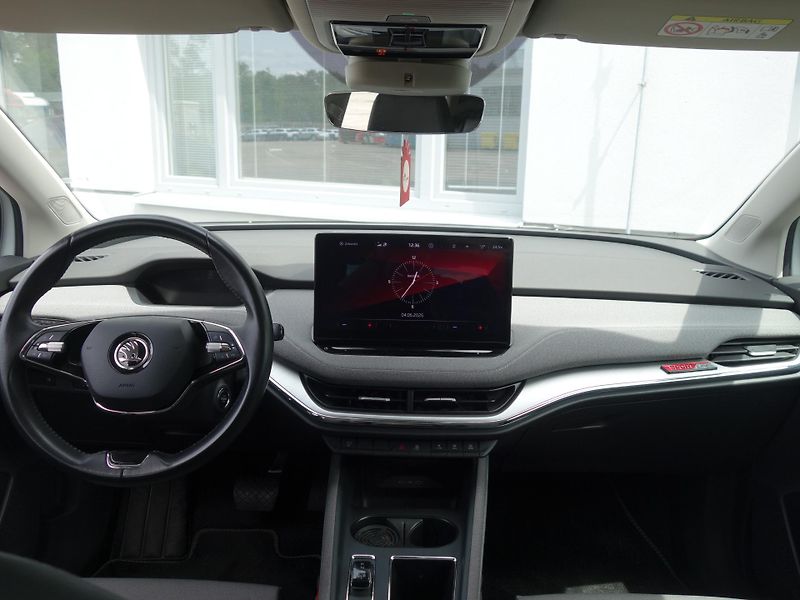 Škoda Enyaq (2021) iV60 Sport Line, SoH 91,8%,DPH - fotka 21 z 28