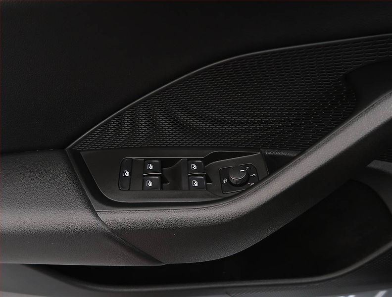 Škoda Octavia (2022) Ambition 2.0 TDI, ČR,1.maj - fotka 24 z 24