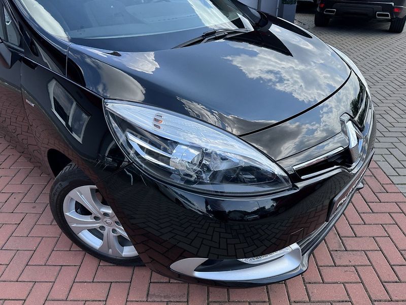 Renault Scénic (2014) 1.5dCi  Navi Digi Klima Bose - fotka 38 z 50